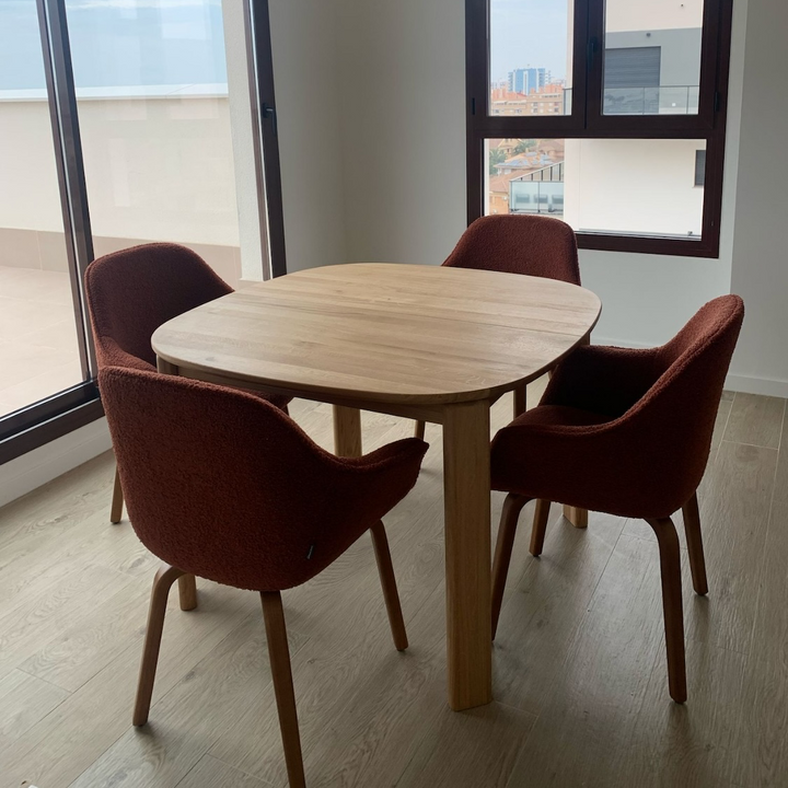 Mesa de jantar redonda extensível em madeira de carvalho maciço Victoria | VESKOR