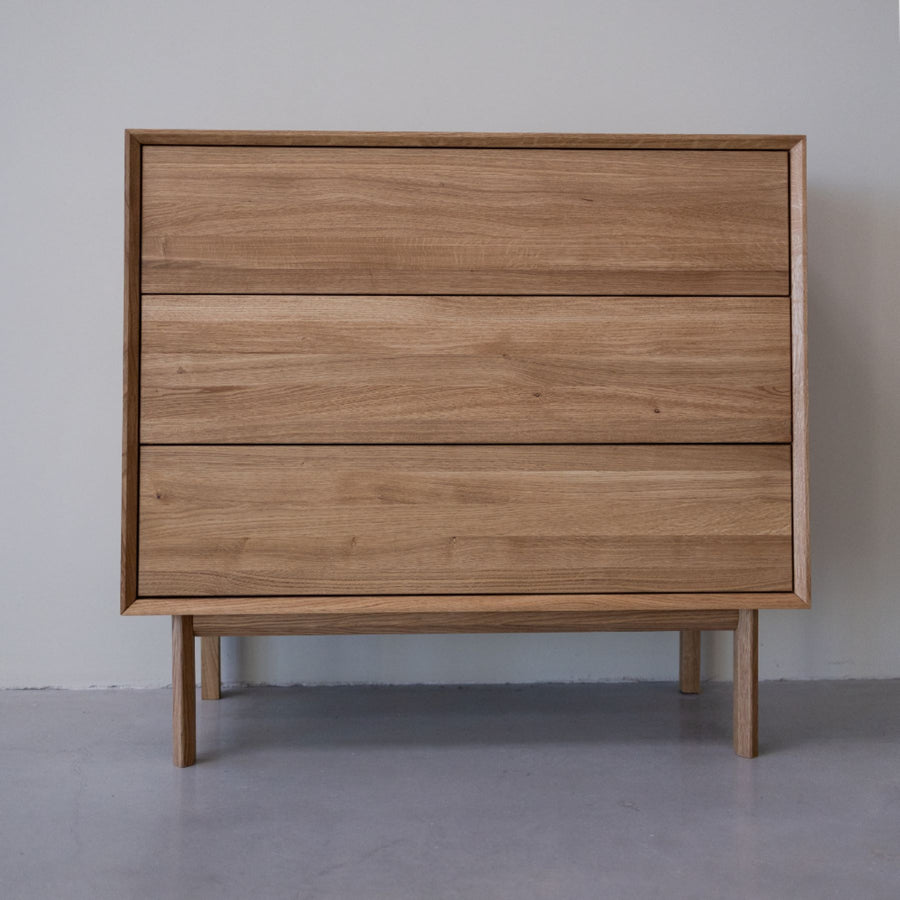 veskor- cómoda- madeira maciça- carvalho-nórdico- scnadinavian-kodama