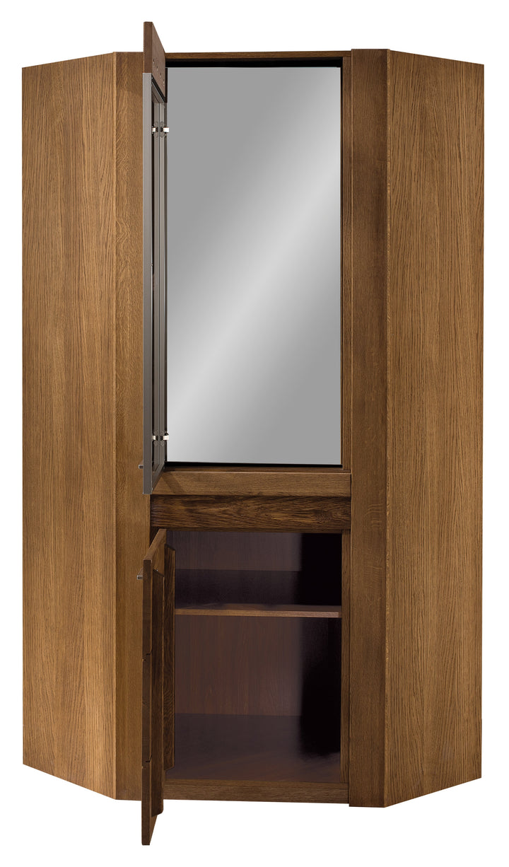 Vitrina VESKOR em carvalho maciço da colecção Velvet. Mobiliário nórdico com um design moderno.
