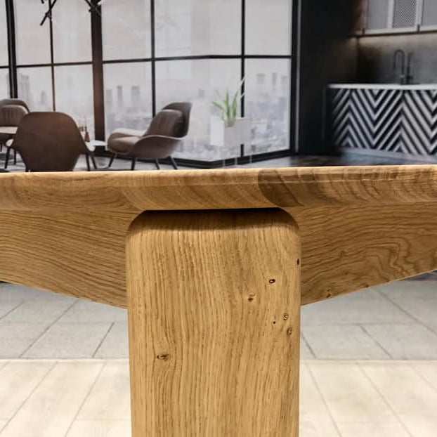 Mesa de centro Victoria em carvalho maciço | VESKOR