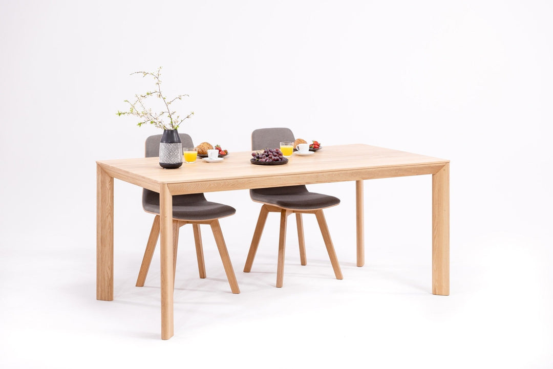 Mesa de jantar fixa de madeira maciça DITA | KARPIS