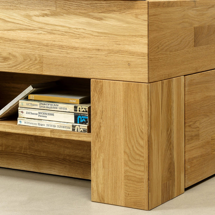 Cama de carvalho maciço com arrumação UPPSALA | VESKOR