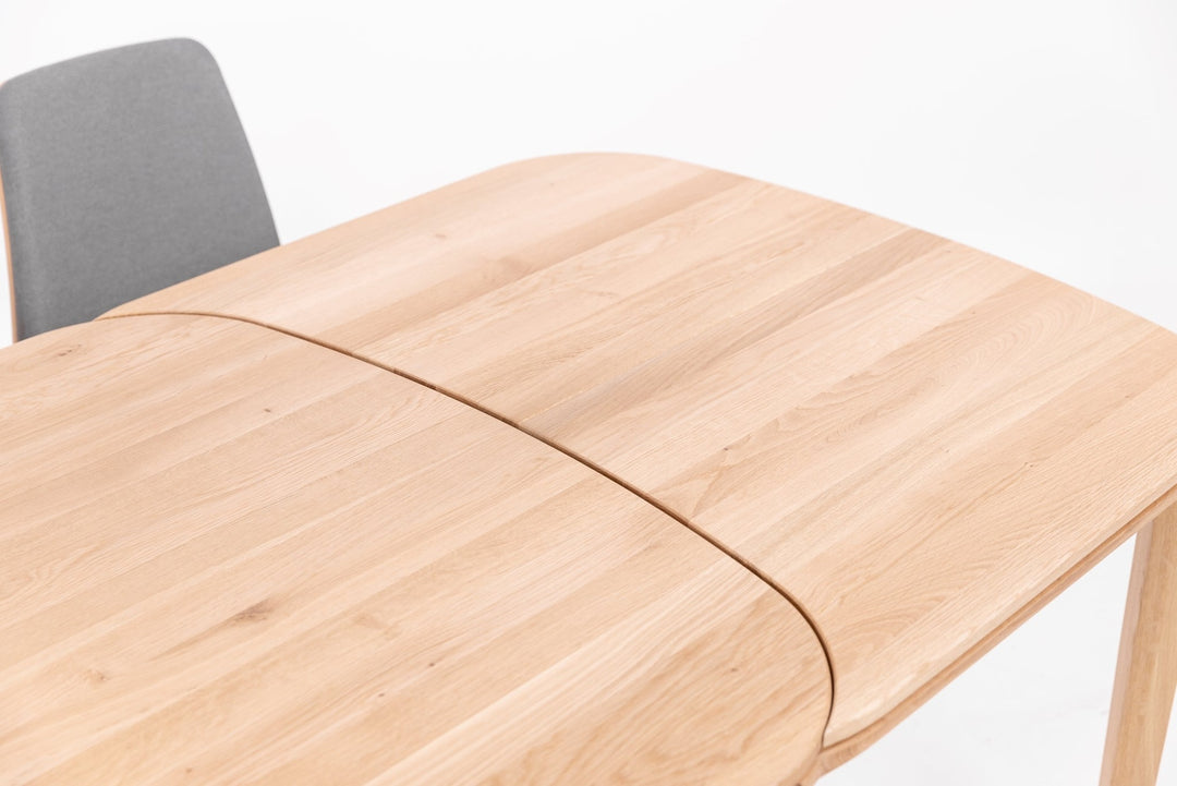 Mesa de jantar extensível em madeira maciça de faia ou carvalho IKONA | KARPIS