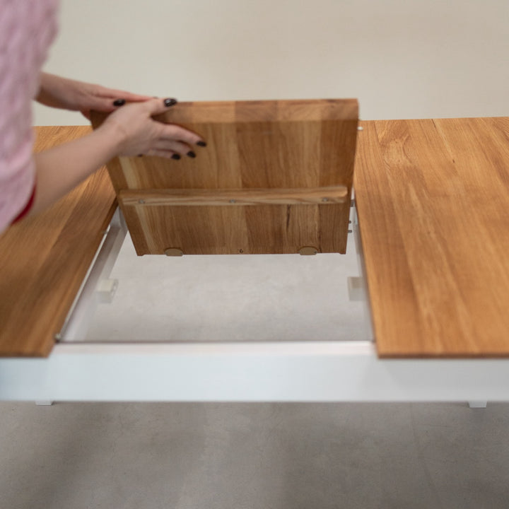 Mesa de jantar extensível em madeira maciça Lausanne | VESKOR