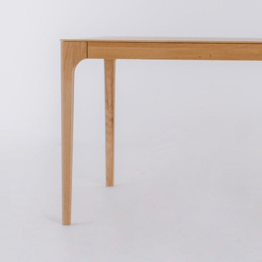 Mesa de jantar em carvalho maciço faia sustentável karpis mobel.store