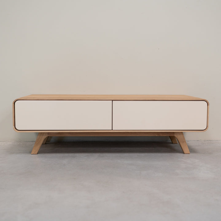 Suporte de TV em madeira maciça OSLO 1, 120x45x36,5 cm. | VESKOR