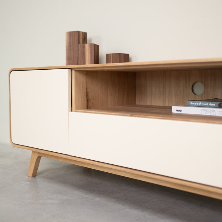 Móvel de TV em madeira maciça OSLO 3 | VESKOR