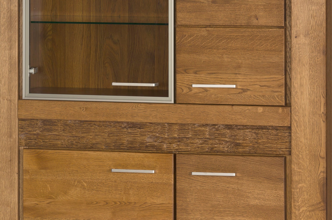 VELVET 15 vitrina em carvalho, 110x42x150 cm | VESKOR